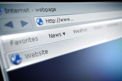 surfing-the-internet-184146944-57f1a5d65f9b586c35868278