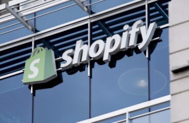 im-selling-shopify-shares-this-week